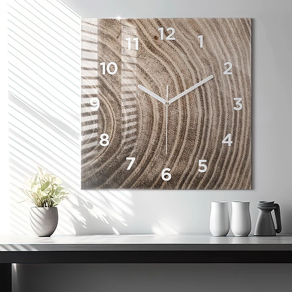 Wanduhr quadratisch Baumstamm