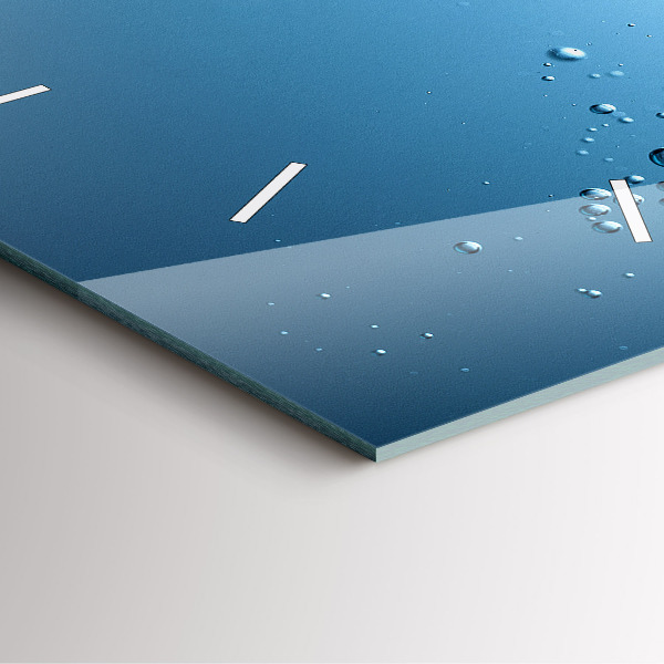 Wanduhr quadratisch Nahaufnahme von Wasser