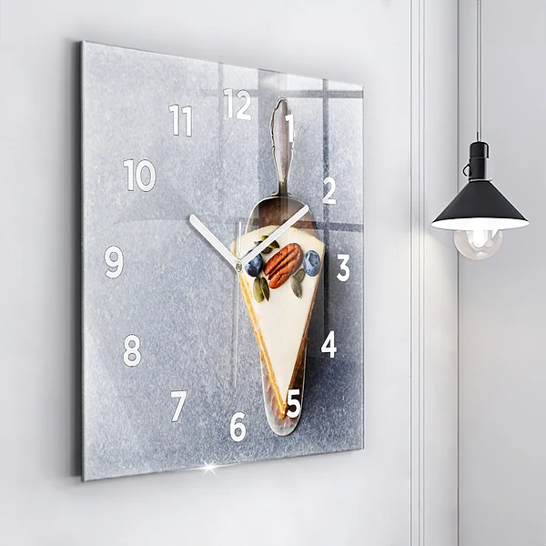 Wanduhr quadratisch mit motiv Ein Stück Kuchen