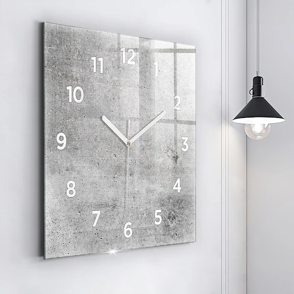 Wanduhr modern quadratisch Rohe Wand