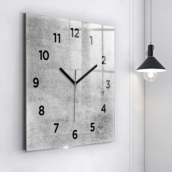 Wanduhr modern quadratisch Rohe Wand