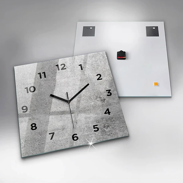 Wanduhr modern quadratisch Rohe Wand