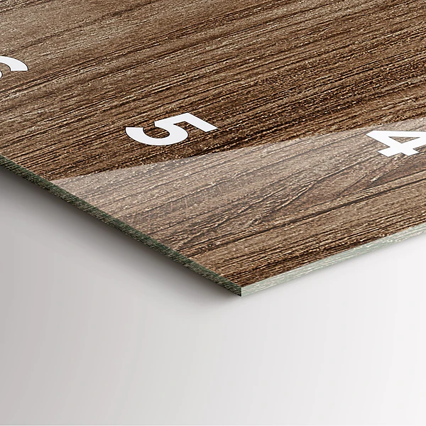 Wanduhr quadratisch mit motiv Dunkles Holz