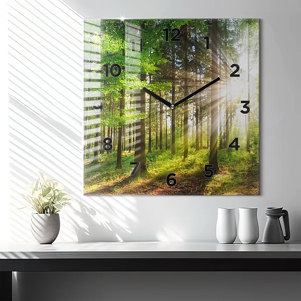 Wanduhr quadratisch mit motiv Sonnenaufgang im Wald