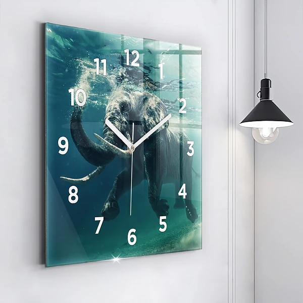 Wanduhr quadratisch mit motiv Schwimmender Elefant im Ozean