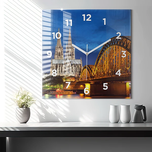 Wanduhr quadratisch mit motiv Brücke in Deutschland