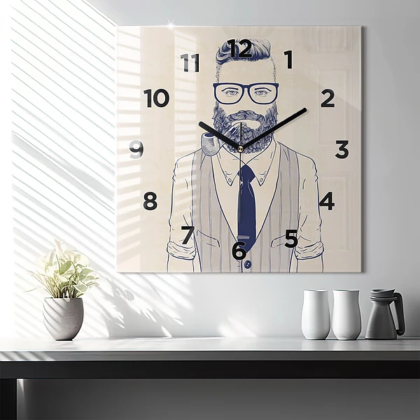 Wanduhr modern quadratisch Mann mit Bart