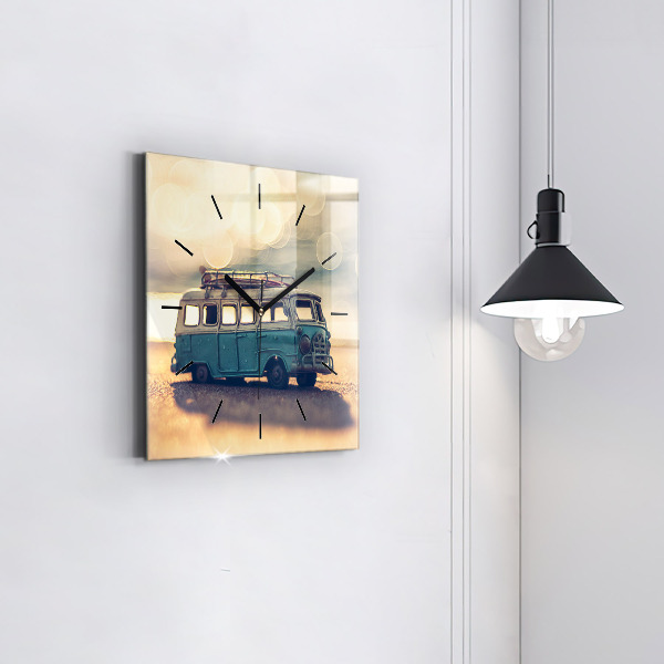 Wanduhr quadratisch Camper am Strand