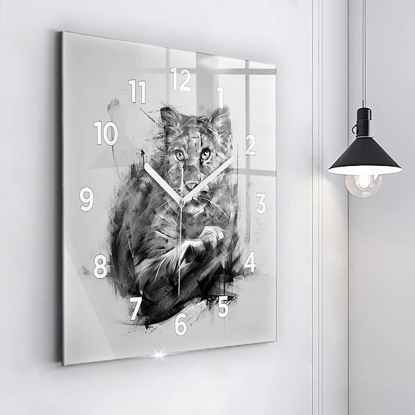 Wanduhr quadratisch Gemalter Löwe