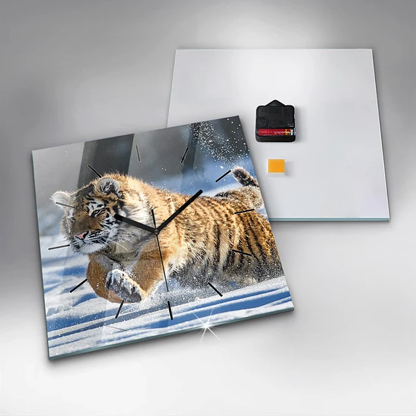 Wanduhr quadratisch Mutiger Schritt vorwärts