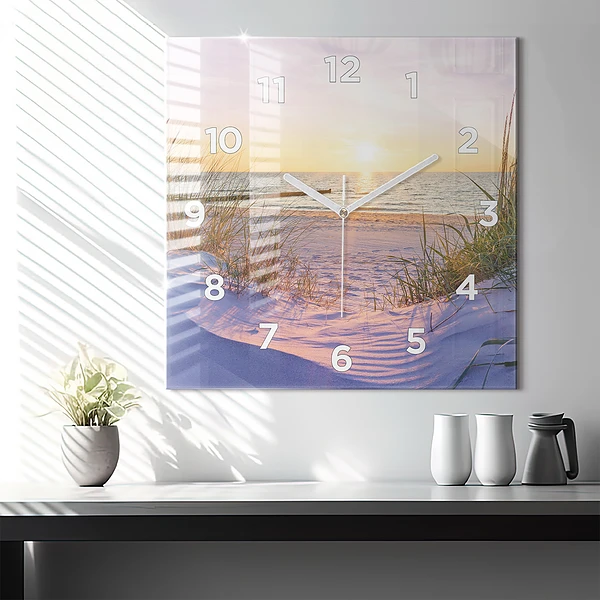 Wanduhr modern quadratisch Polnischer Sonnenuntergang am Meer