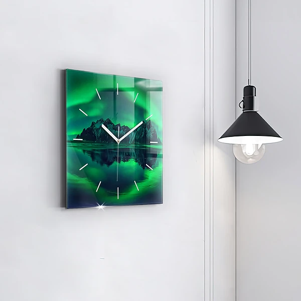 Wanduhr modern quadratisch Aurora borealis