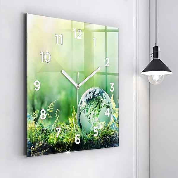 Wanduhr quadratisch Weltkugel