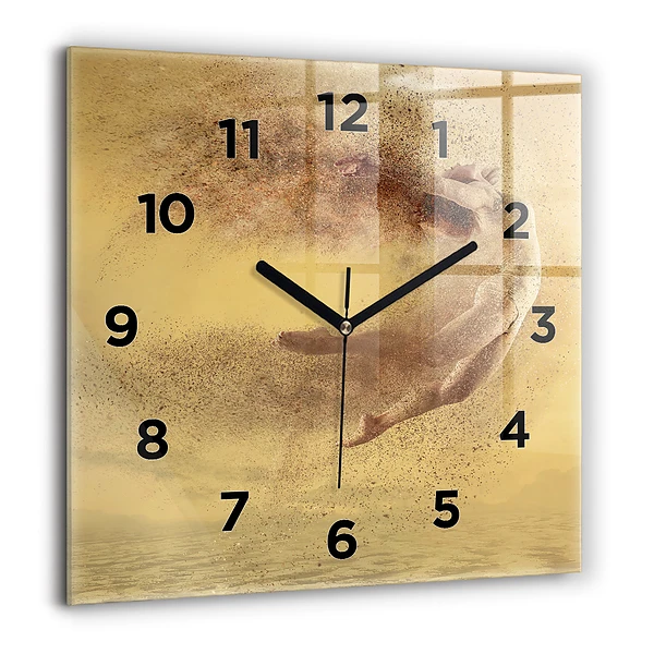 Wanduhr modern quadratisch Frau in Figur