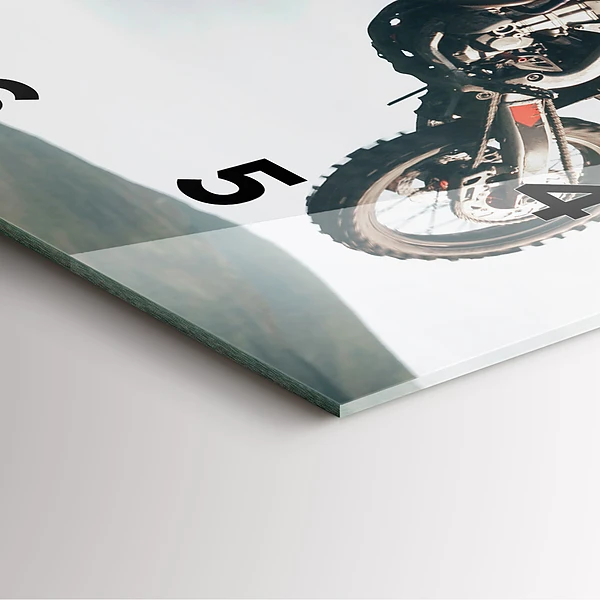 Wanduhr modern quadratisch Motorrad im Adrenalin-Stil