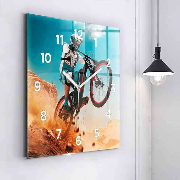 Wanduhr quadratisch mit motiv Stuntman und Adrenalin
