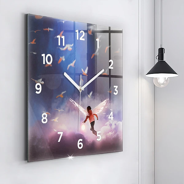 Wanduhr quadratisch mit motiv Junge mit Flügeln