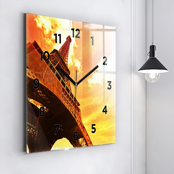 Wanduhr quadratisch mit motiv Eiffelturm in Paris