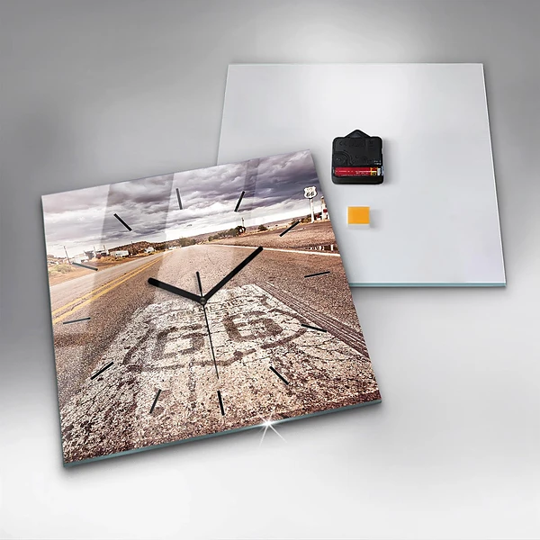 Wanduhr modern quadratisch Route 66 Straße USA