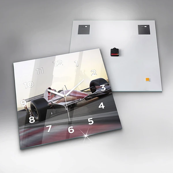Wanduhr quadratisch mit motiv Sportlicher Rennwagen