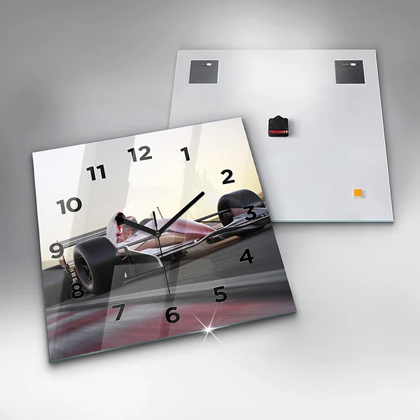 Wanduhr quadratisch mit motiv Sportlicher Rennwagen