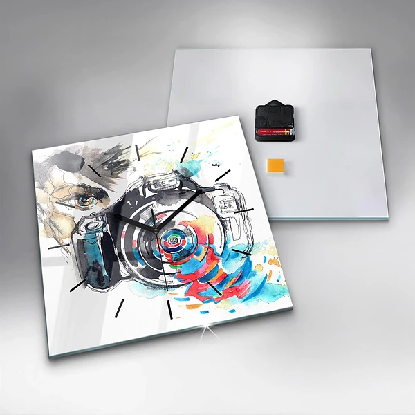 Wanduhr quadratisch mit motiv Fotografin mit Kamera