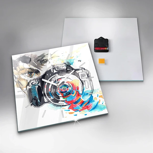 Wanduhr quadratisch mit motiv Fotografin mit Kamera
