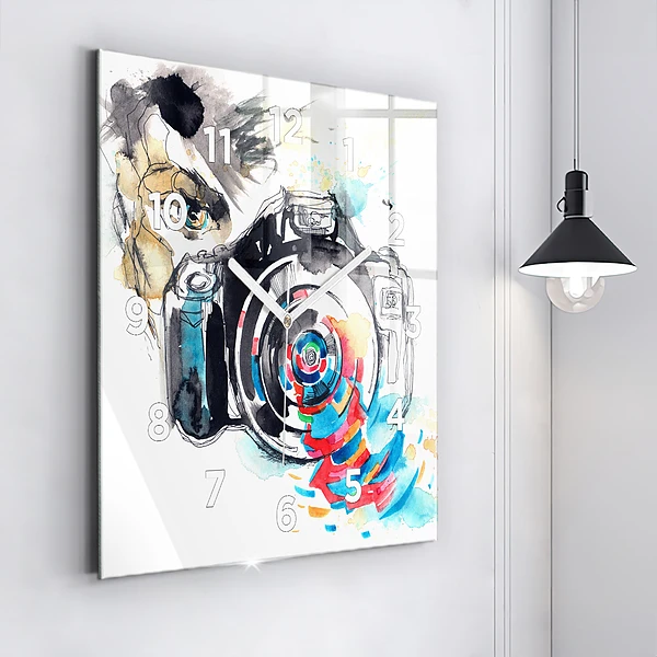 Wanduhr quadratisch mit motiv Fotografin mit Kamera