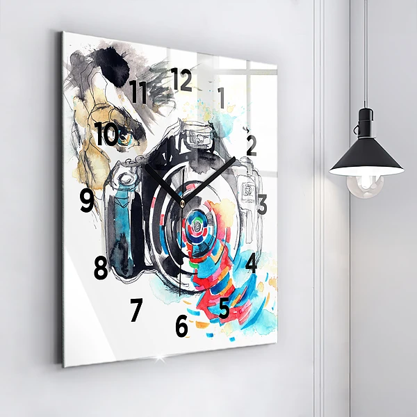 Wanduhr quadratisch mit motiv Fotografin mit Kamera