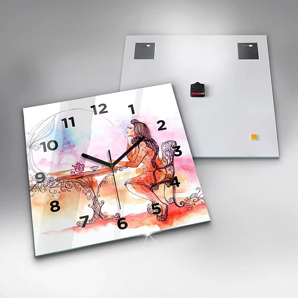 Wanduhr modern quadratisch Frau trinkt Tee