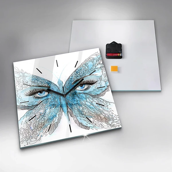 Wanduhr quadratisch mit motiv Gesicht in Form eines Schmetterlings