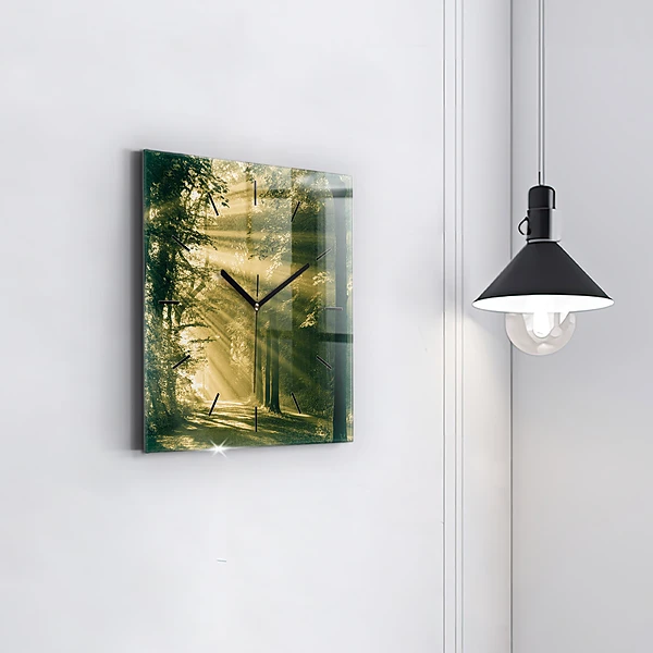 Wanduhr modern quadratisch Sonnenstrahlen Wald