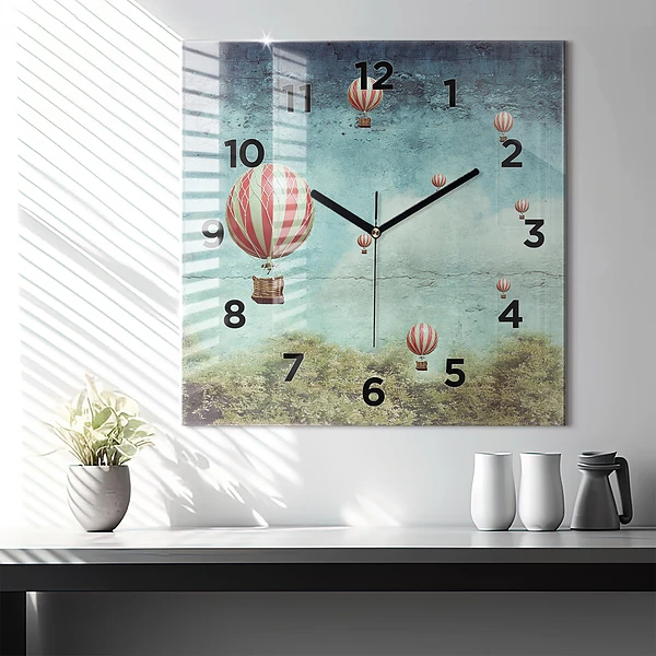 Wanduhr quadratisch mit motiv Luftballons