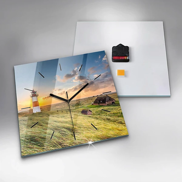 Wanduhr modern quadratisch Leuchtturm