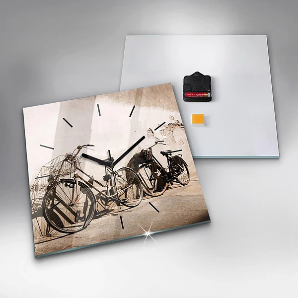 Wanduhr modern quadratisch Italienisches Fahrrad