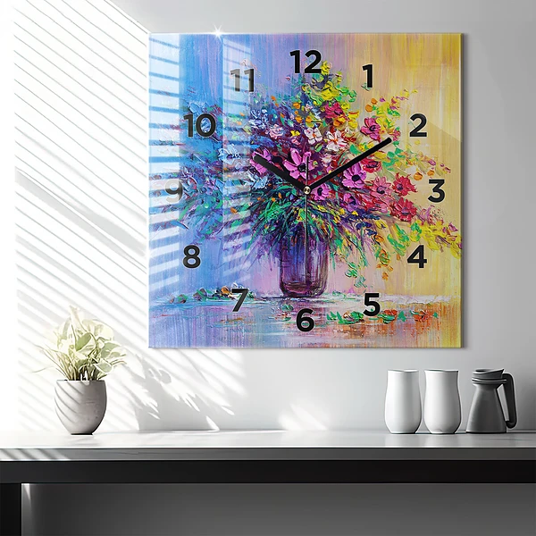 Wanduhr modern quadratisch Blumen in einer Vase