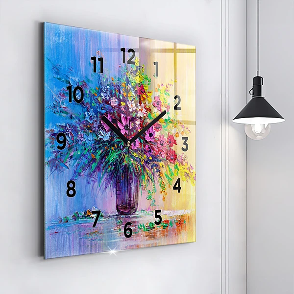 Wanduhr modern quadratisch Blumen in einer Vase