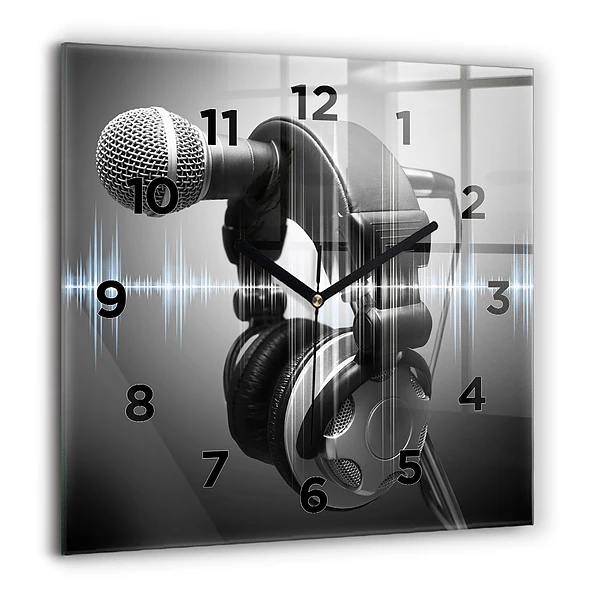 Wanduhr modern quadratisch Mikrofon und Kopfhörer