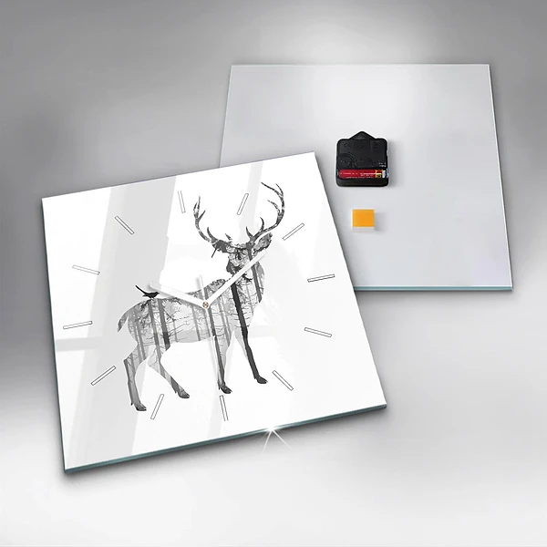 Wanduhr quadratisch Silhouette eines Rehs Wald