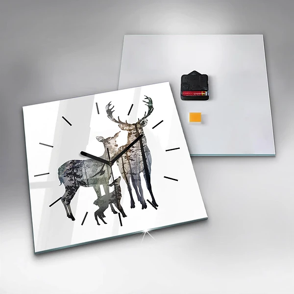Wanduhr modern quadratisch Hirsch-Familie