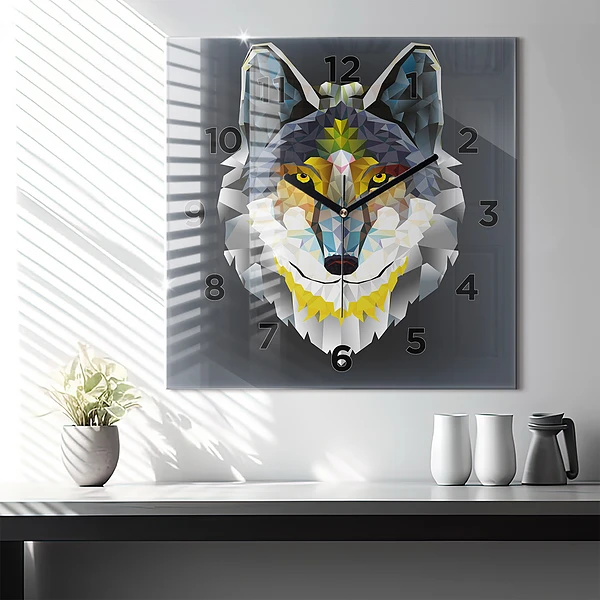 Wanduhr quadratisch Wolfskopf