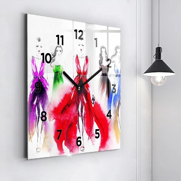 Wanduhr modern quadratisch Frauen in bunten Kleidern