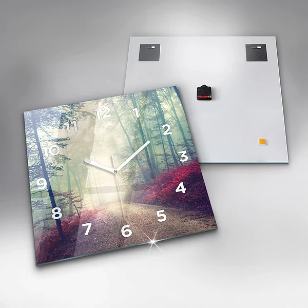 Wanduhr quadratisch mit motiv Herbststraße Waldnebel