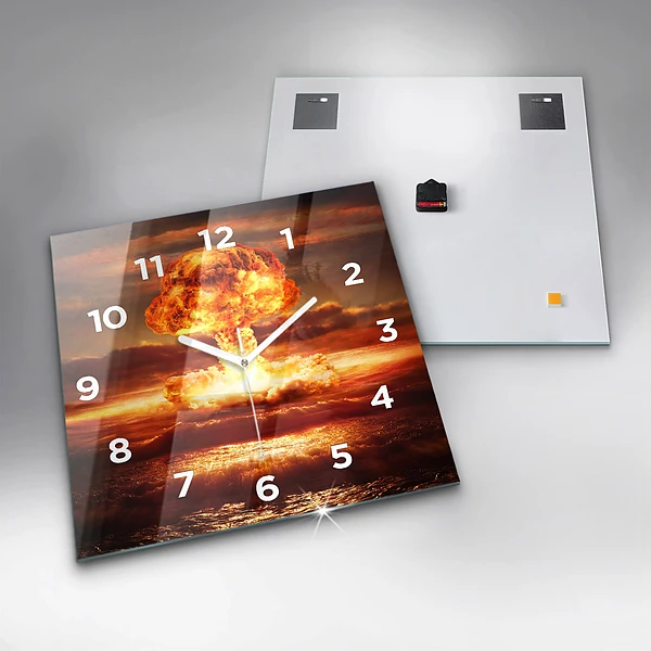 Wanduhr modern quadratisch Atombombenexplosion
