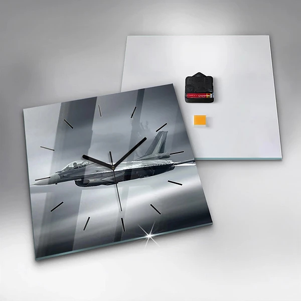 Wanduhr modern quadratisch Militärflugzeug im Flug