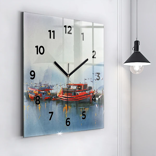 Wanduhr quadratisch Fischerboot im Hafen