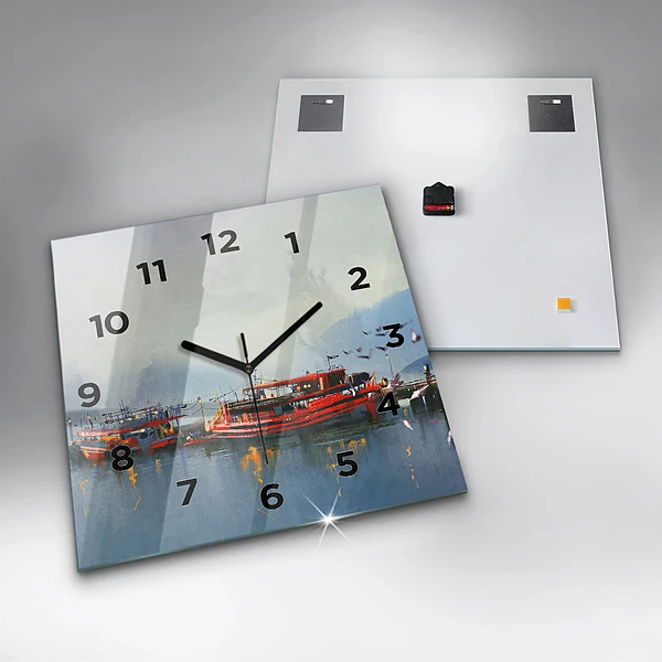 Wanduhr quadratisch Fischerboot im Hafen