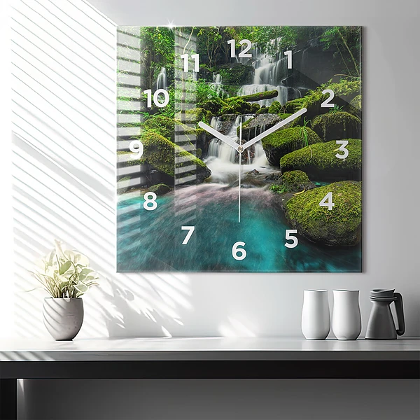 Wanduhr modern quadratisch Wasserfall Thailand