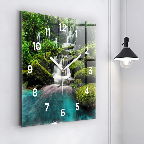 Wanduhr modern quadratisch Wasserfall Thailand