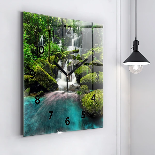 Wanduhr modern quadratisch Wasserfall Thailand